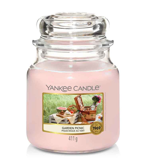 YANKEE CANDLE MEDIUM JAR GARDEN PICNIC